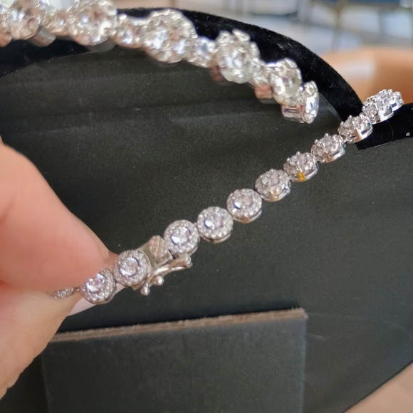 Elegant CZ And Silver Necklace and Bracelet Set - Picture 3 of 3